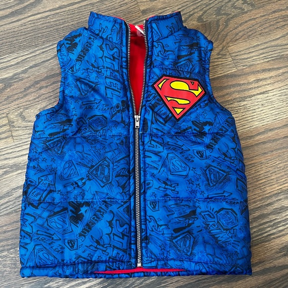EUC 4T Superman Outfit- Long sleeve, Jeans & Vest - Picture 5 of 11